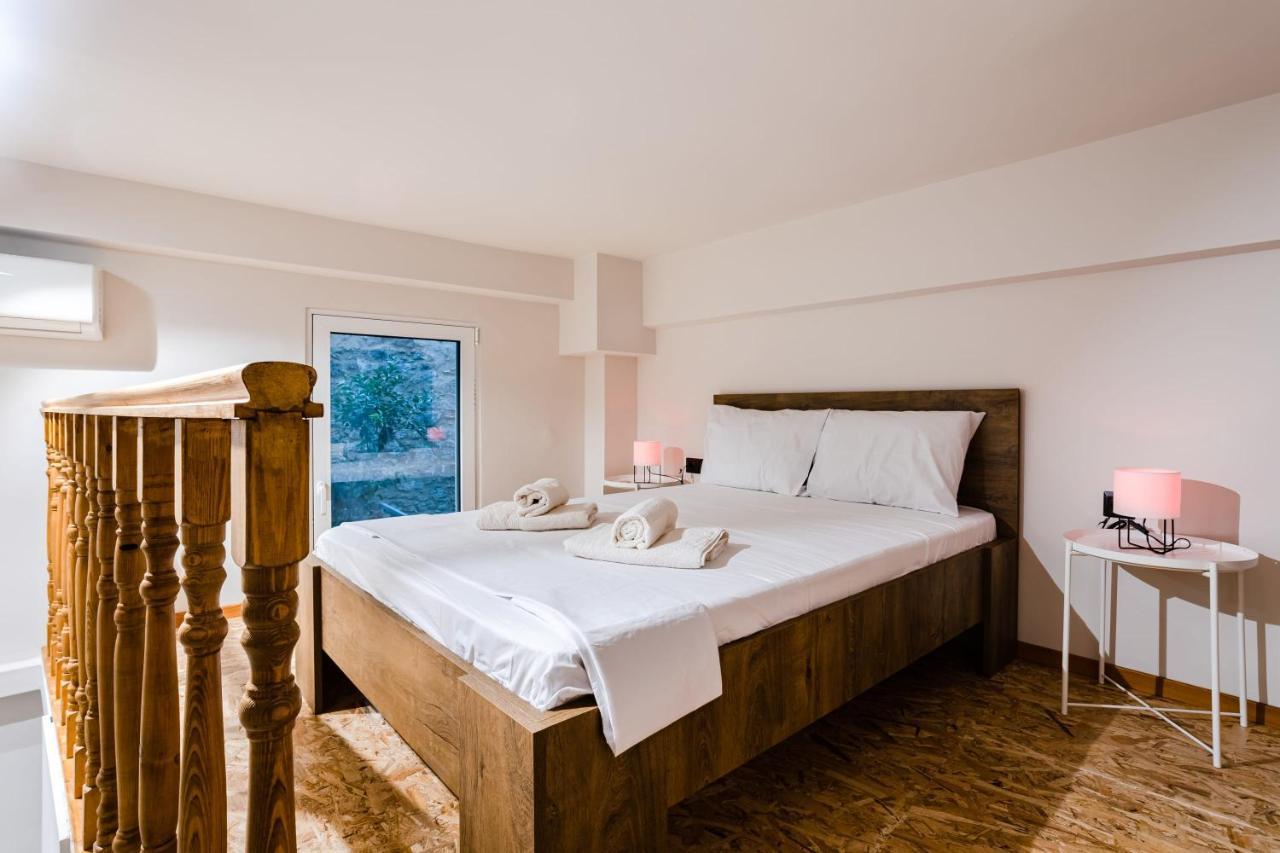 Uncover Kalamata'S Hidden Gem - Cosy City Nest Ngoại thất bức ảnh